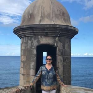 Meet your Posher, Nicole